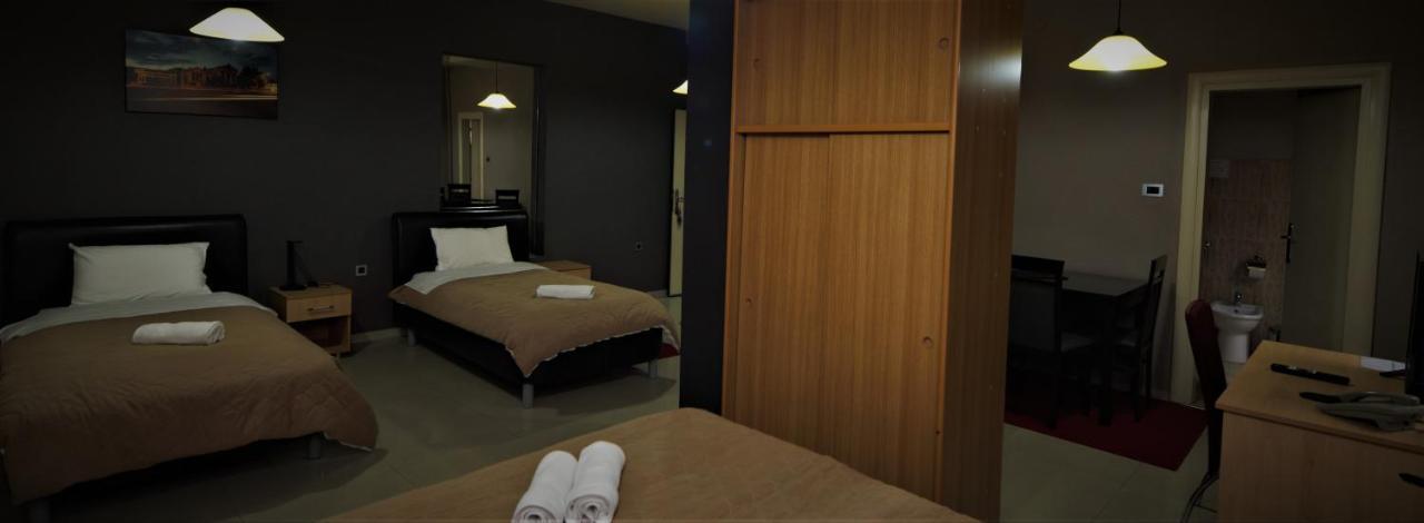 Hotel Ambasador Bitola Eksteriør billede